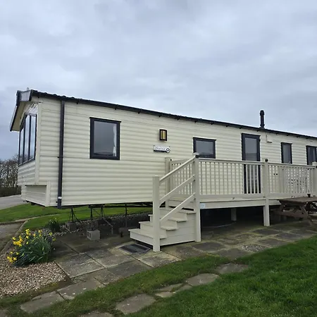 Seaside Caravan Reighton
