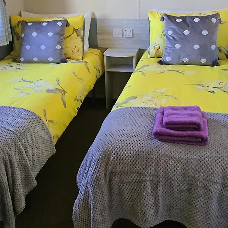 Tatil parkı Seaside Caravan *